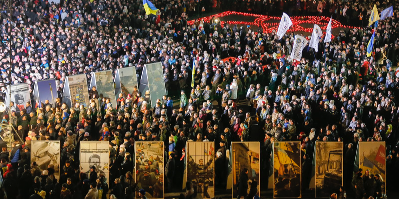 20 февраля - пятая годовщина со дня массовой гибели протестующих на Майдане (Фото: EPA)