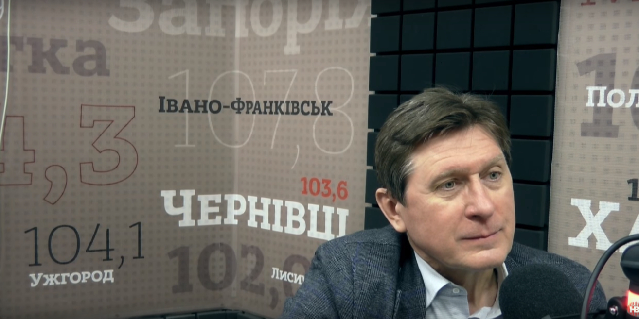 Фесенко: По данным социологов, Зеленский выигрывает и у Порошенко, и у Тимошенко (Фото: Кадр видео Радіо НВ via YouTube)
