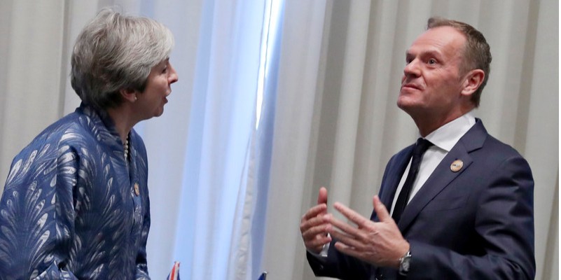 Тереза Мей і Дональд Туск обговорили можливість відтермінування Brexit (Фото: EPA)