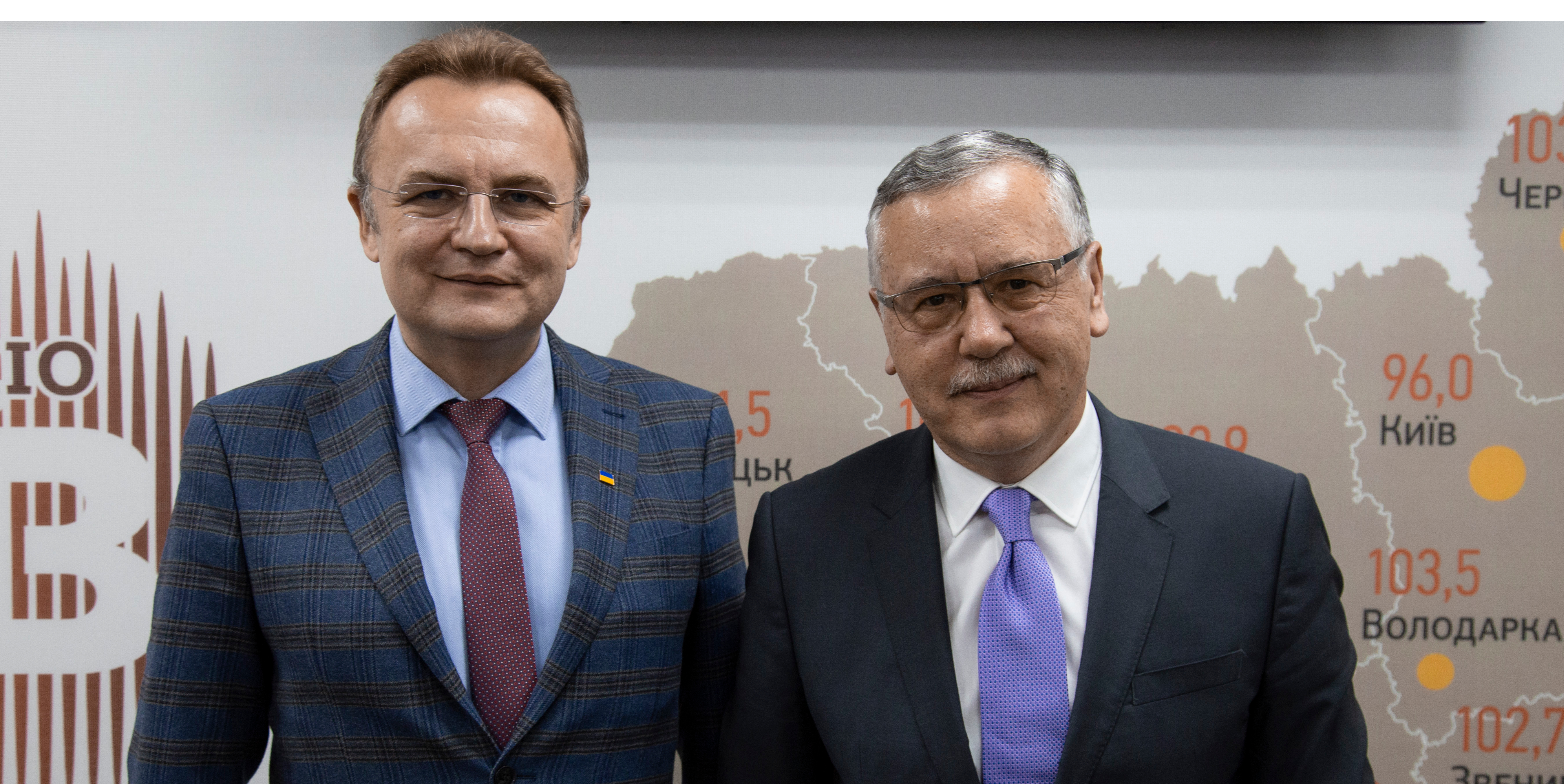 Садовый отказался от участия в президентских выборах в пользу Гриценко 1 марта (Фото: Виктор Сенько / НВ)