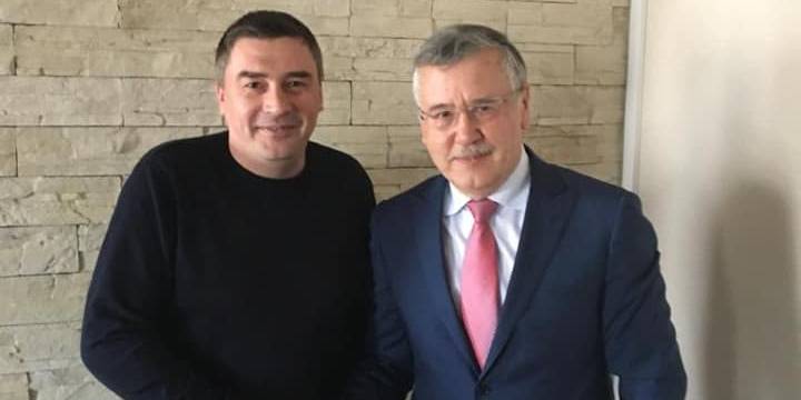 Дмитрий Добродомов и Анатолий Гриценко (Фото: Dmytro Dobrodomov / Facebook)