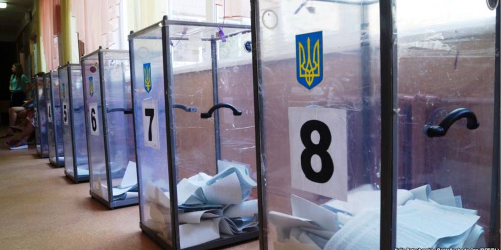 Аваков назвал четырех кандидатов, которых подозревают в организации сетей на выборах (Фото: Радио Свобода)