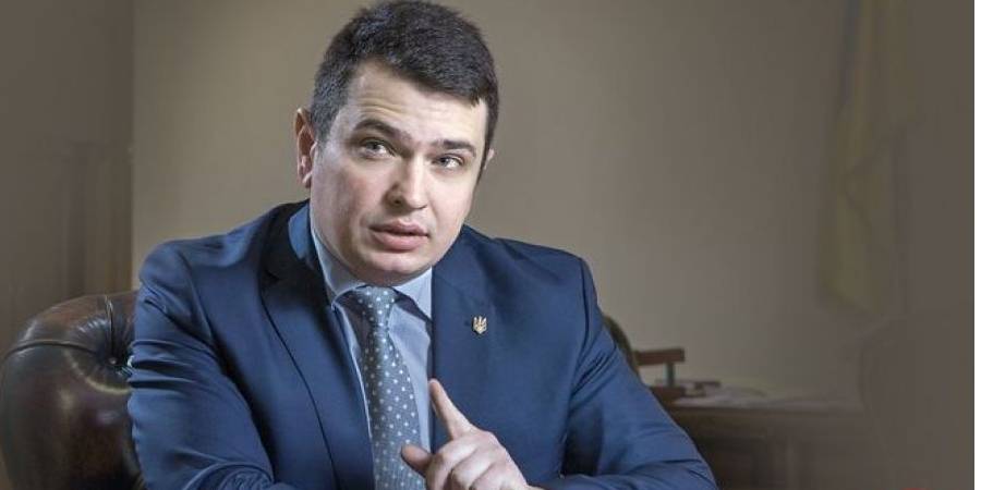 По словам Сытника, детективы отстранены на время расследования (Фото: НВ)