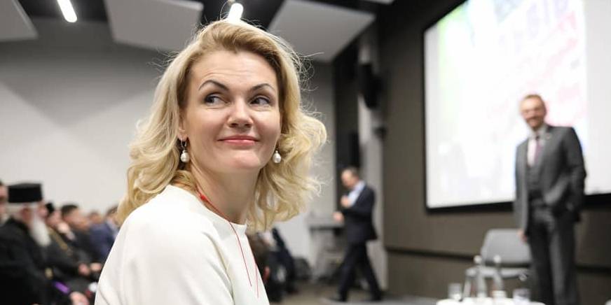 Катерина Кіт-Садова заявила, що проголосує за Гриценка (Фото: Khrystyna Protsak via Facebook)