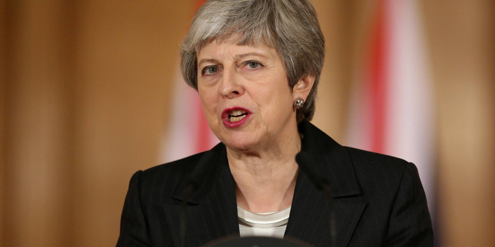 Тереза Мэй возложила на парламент ответственность за задержку Brexit (Фото: Jonathan Brady/Pool via REUTERS)