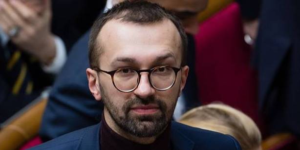 Нардеп Сергей Лещенко в конце февраля вышел из фракции БПП, а затем стал консультантом Зеленского (Фото: Alexandr Senko via Facebook)