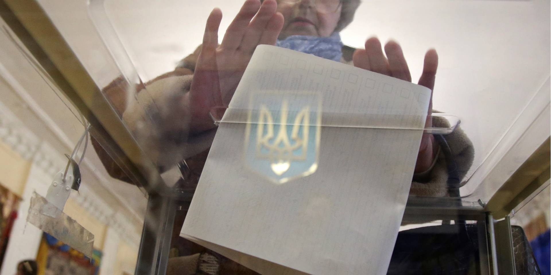 На дільниці в Антарктиді закінчилося голосування (Фото: REUTERS/Viacheslav Ratynskyi)