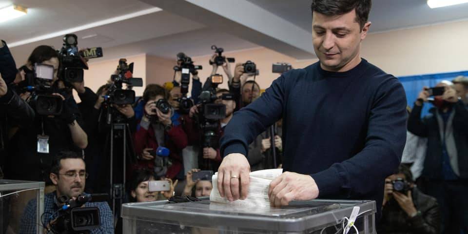 Владимир Зеленский (Фото: Команда Зеленського/Facebook)