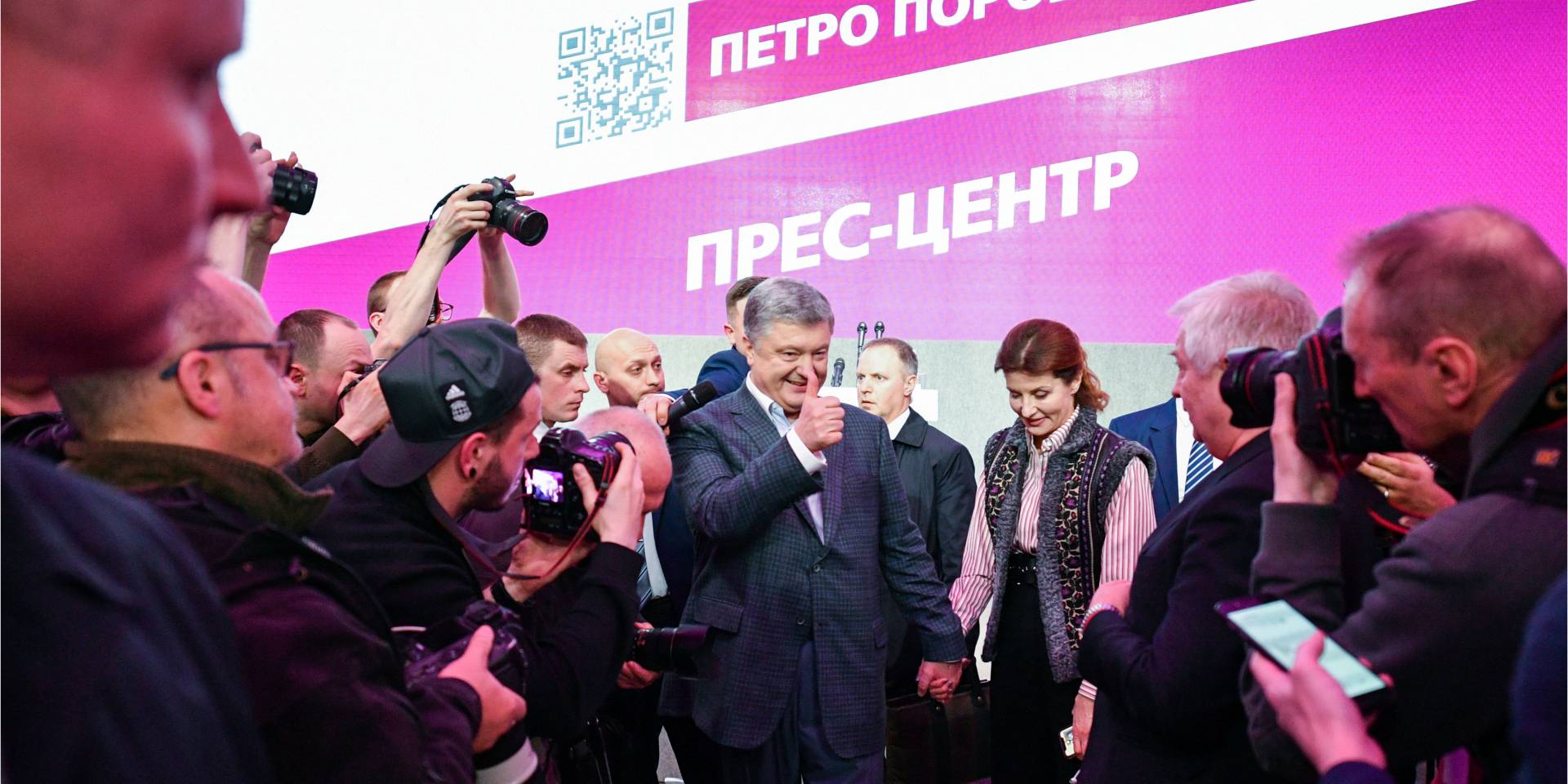 У штабі Порошенка заявили, що чинний президент впевнено виходить у другий тур (Фото: Mykola Lazarenko via REUTERS)