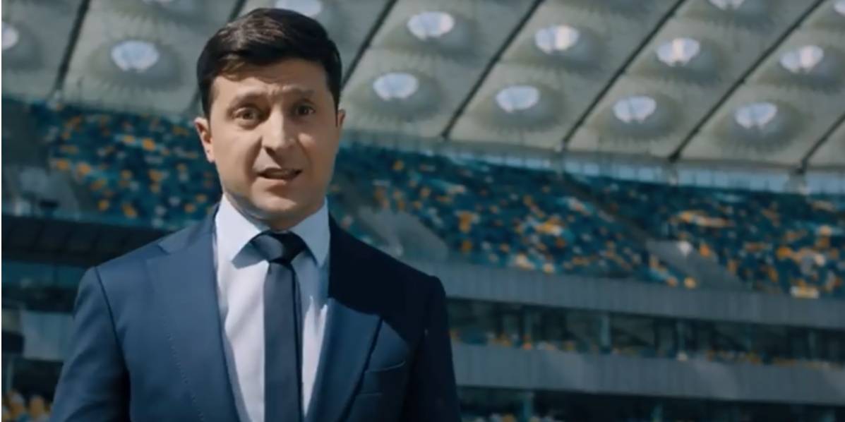 Владимир Зеленский ждет Петра Порошенко на НСК Олимпийский (Фото: Команда Зеленського/Facebook)