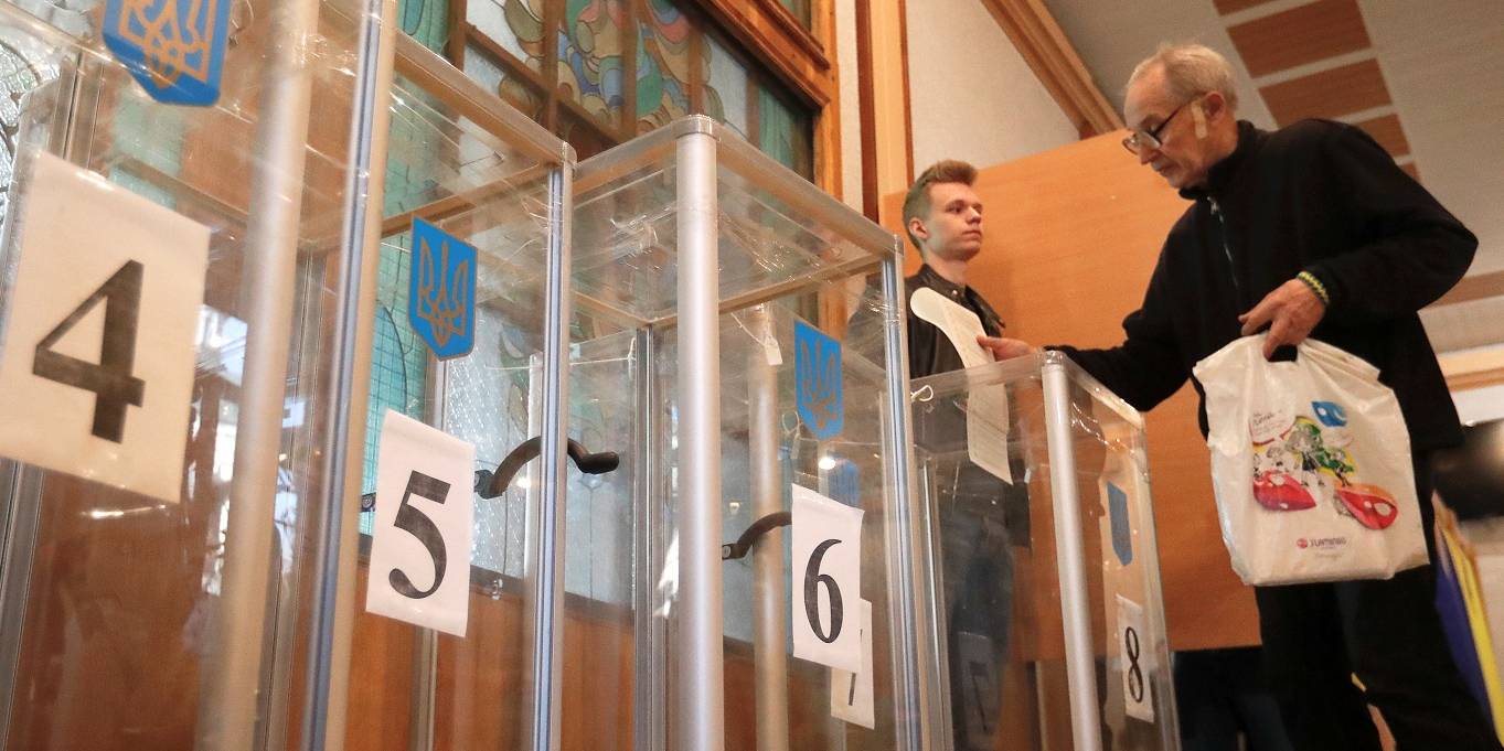 У КМІС думають, що результати соцопитування можуть підтвердиться під час реального голосування (Фото: REUTERS / Vasily Fedosenko)