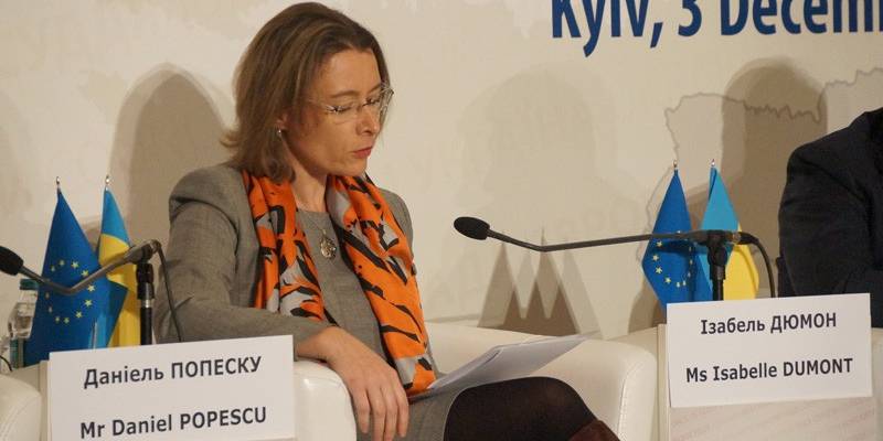 Пост политтехнолога Тараса Березовца возмутил Изабель Дюмон (Фото: academy.gov.ua)