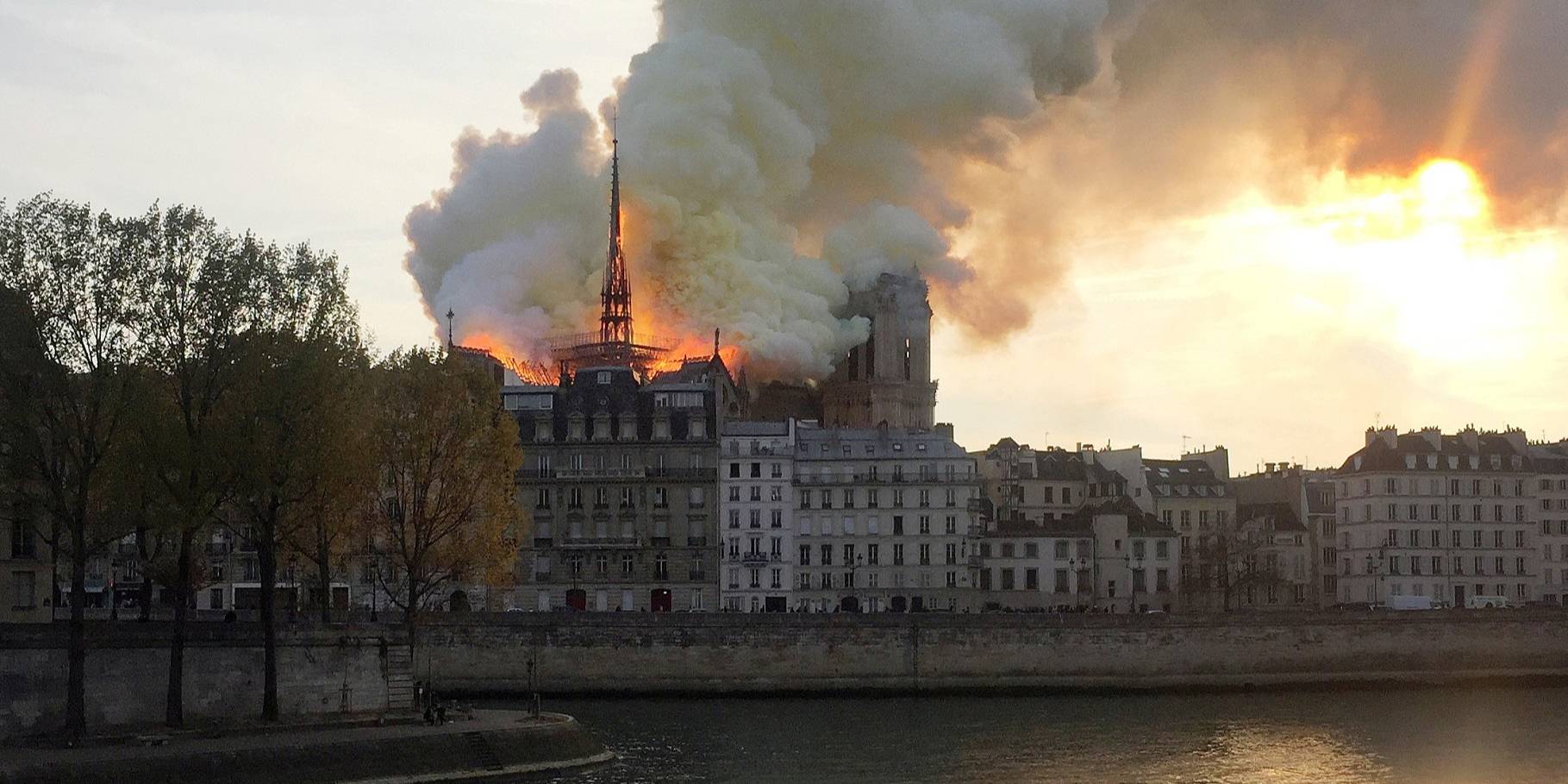 REUTERS / Julie Carriat TPX IMAGES OF THE DAY