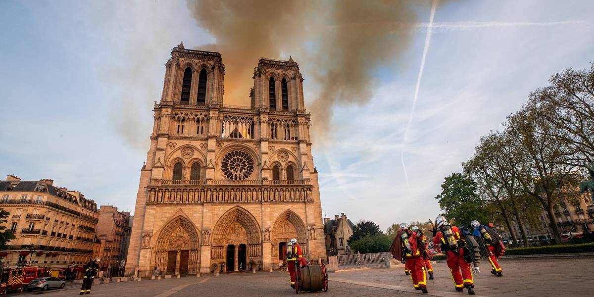 Собор Парижской Богоматери (Фото: Brigade de sapeurs-pompiers de Paris)