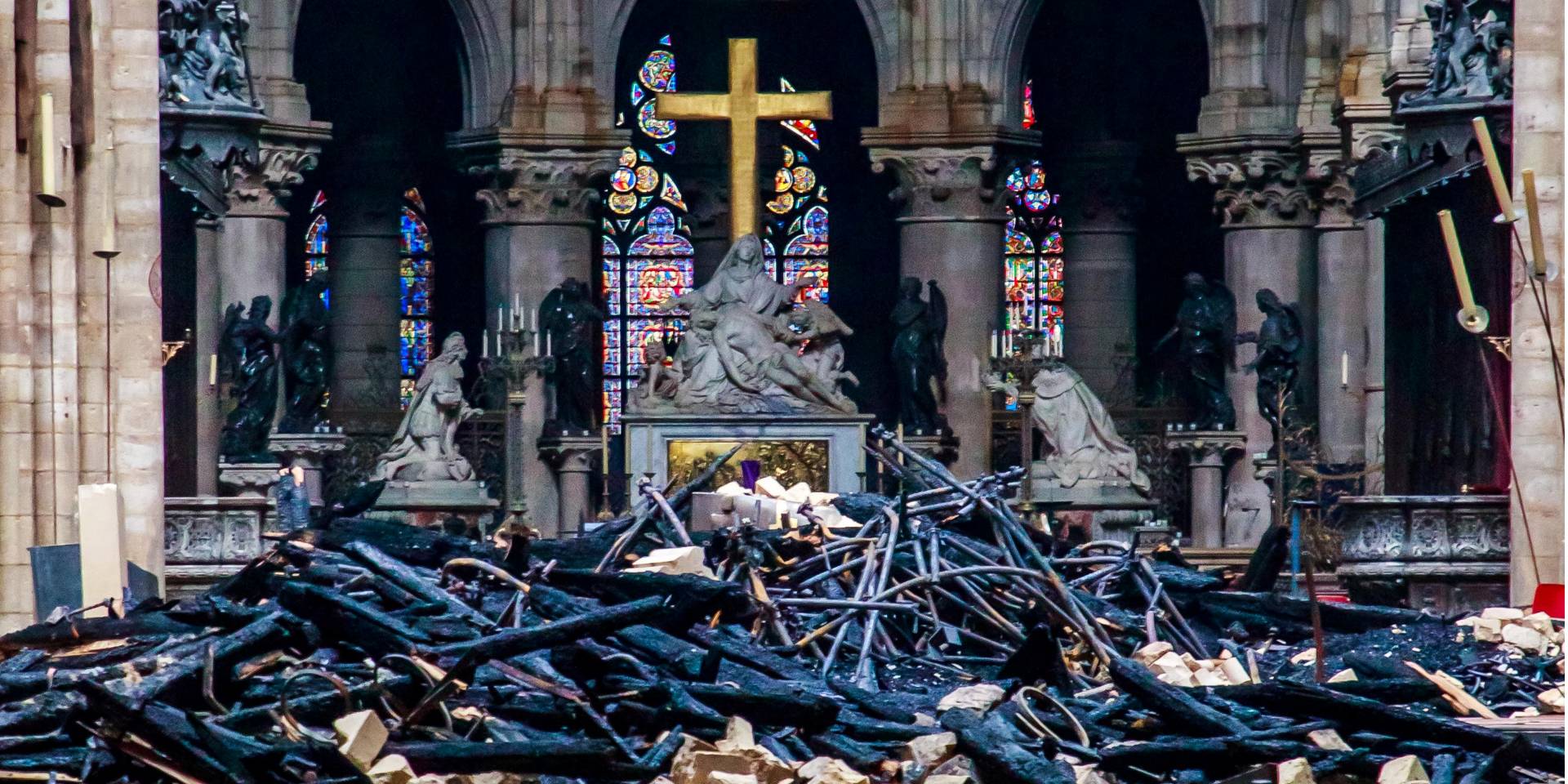 Пожежа у соборі сталась 15 квітня (Фото: Christophe Petit Tesson/Pool via REUTERS)