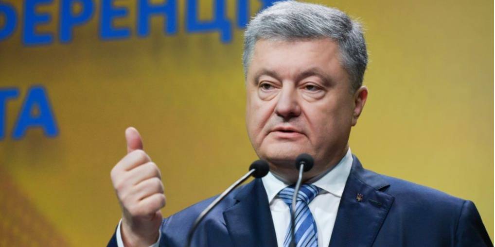 У штабі Порошенка зазначили, що люди на подібні дзвінки реагують по-різному (Фото: Прес-служба президента)