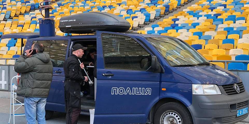 В полиции отметили, что смена формата дебатов может угрожать безопасности людей (Фото: Артем Шевченко/Facebook)