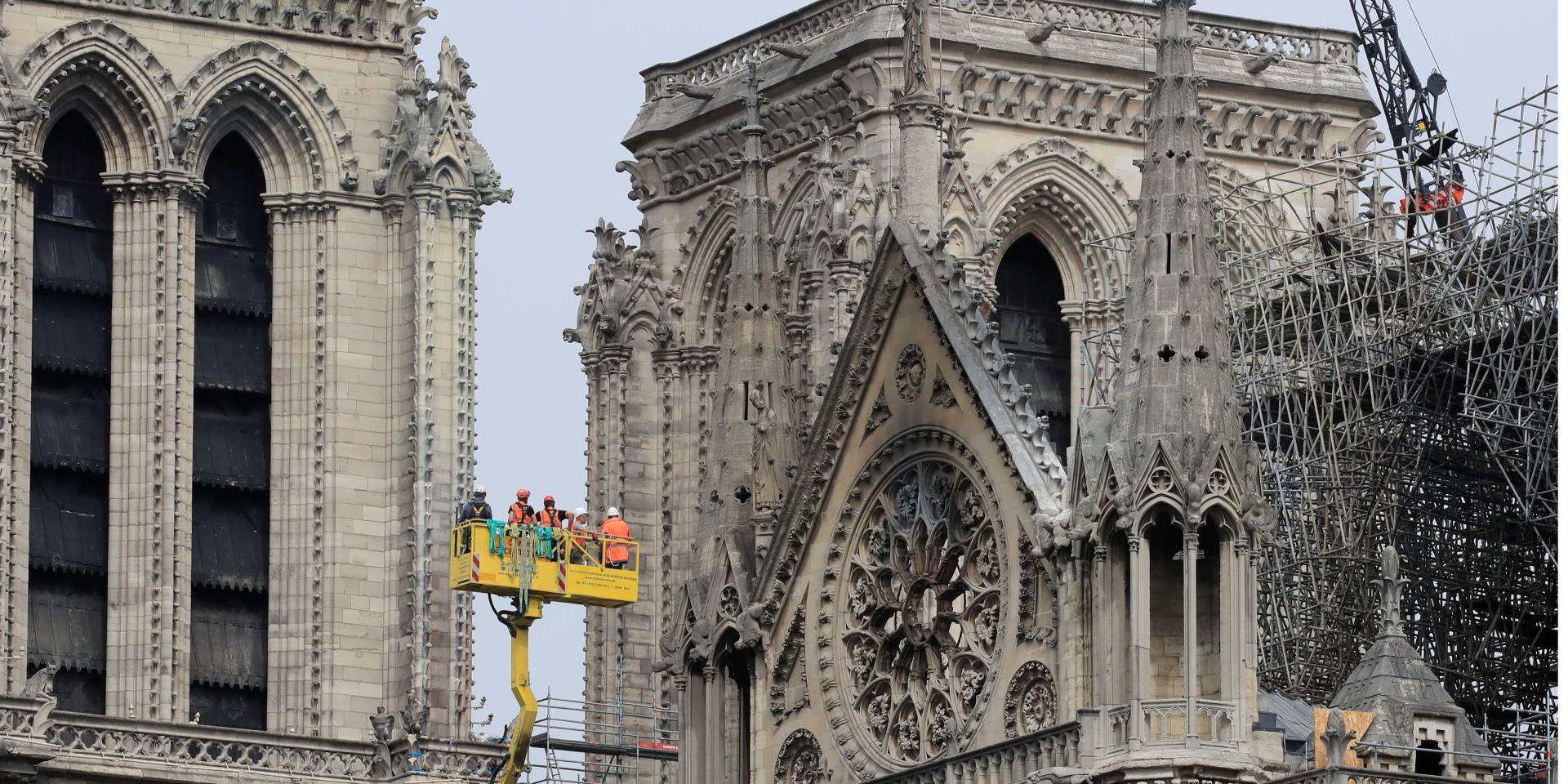 Собор закрили на шість років (Фото: REUTERS/Gonzalo Fuentes)