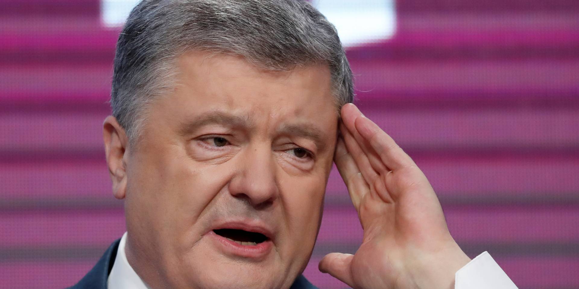 Команда Зе считает, что окружение Порошенко сотрудничает с российскими СМИ (Фото: REUTERS/Vasily Fedosenko)