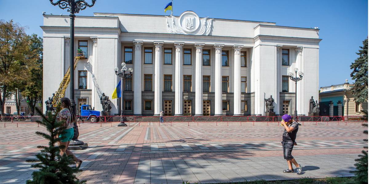 Зараз найкращі шанси на проходження в Раду у партії Слуга народу (Фото: Наталія Кравчук / НВ)