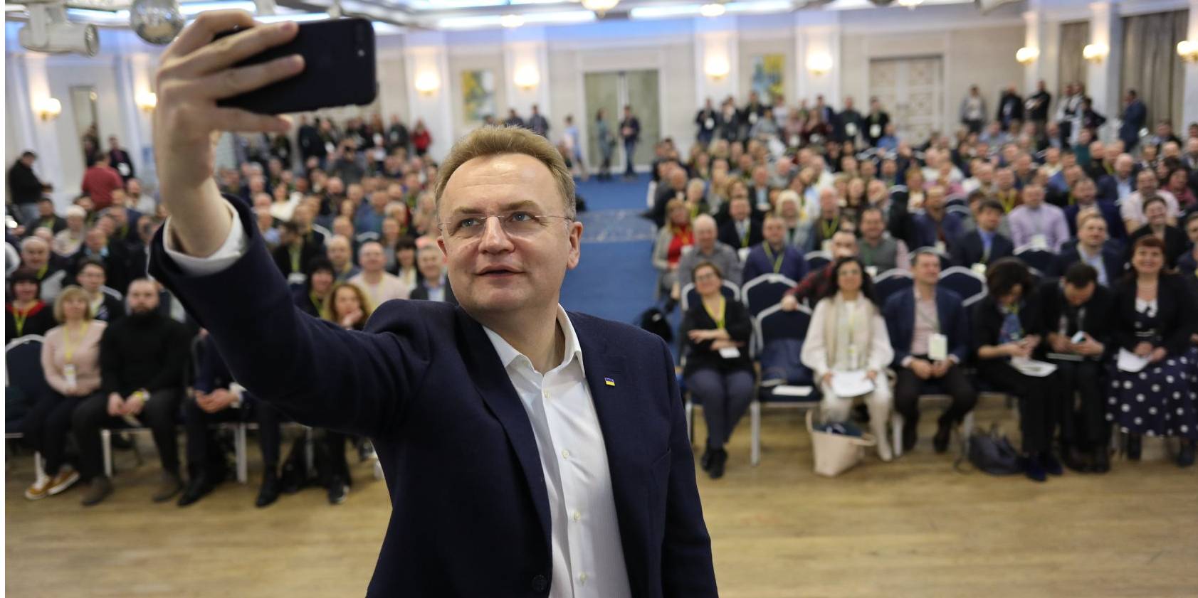 Садовый заявил, что готов бороться за пост премьер-министра (Фото: Объединение Самопомич via Facebook)