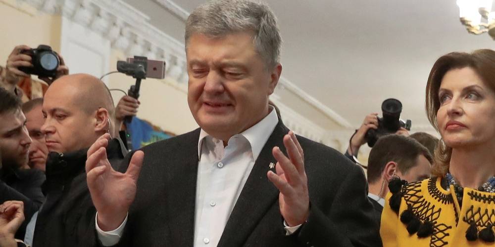 Порошенко думає над тим, чи варто йому йти в Раду особисто (Фото: Vasily Fedosenko / Reuters)