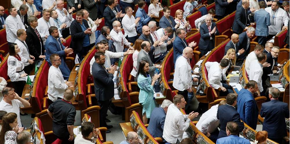 Нардепи не змогли включити закон до порядку денного Ради (Фото: Valentyn Ogirenko / Reuters)
