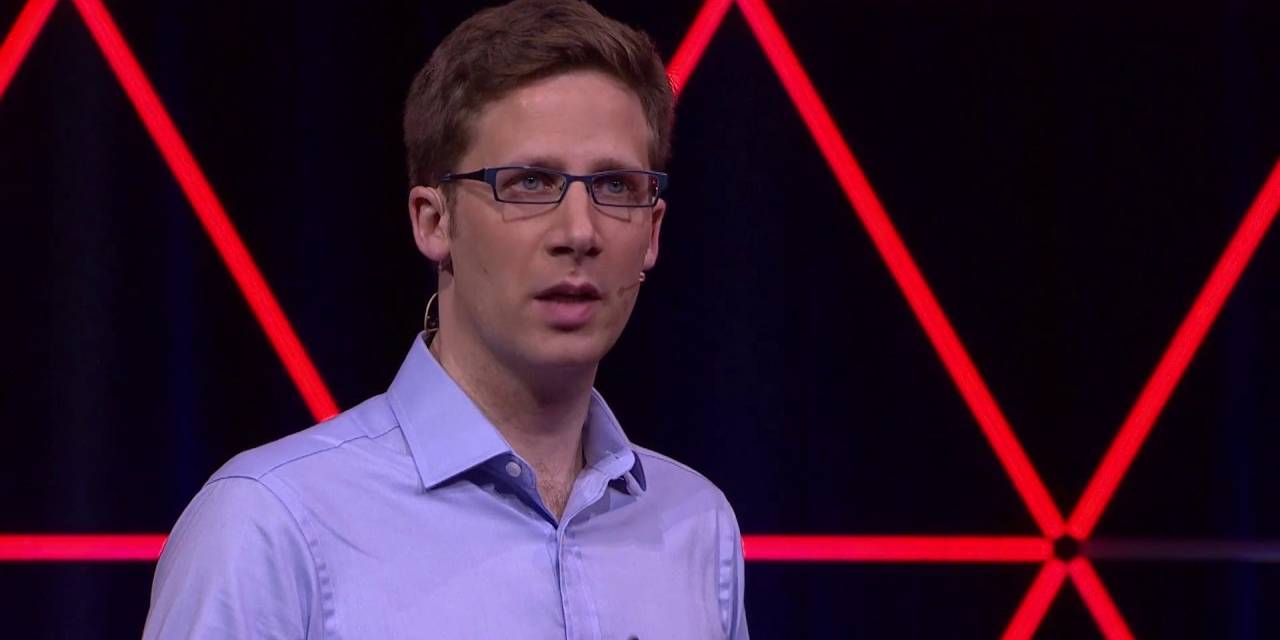 Том Гриффитс: Иногда задачи, которые нужно решить просто — на самом деле очень сложны (Фото: YouTube)