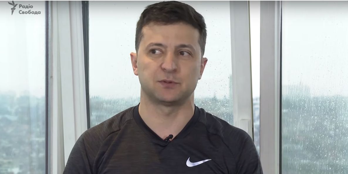 Заяву про Супрун Зеленський зробив під час інтерв'ю у тренажерному залі в Брюсселі (Фото: Кадр відео Радіо Свобода Україна via YouTube)