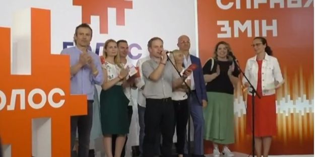 Вакарчук возглавил список Голоса (Фото: Сриншот с видео партии Голос/Facebook)