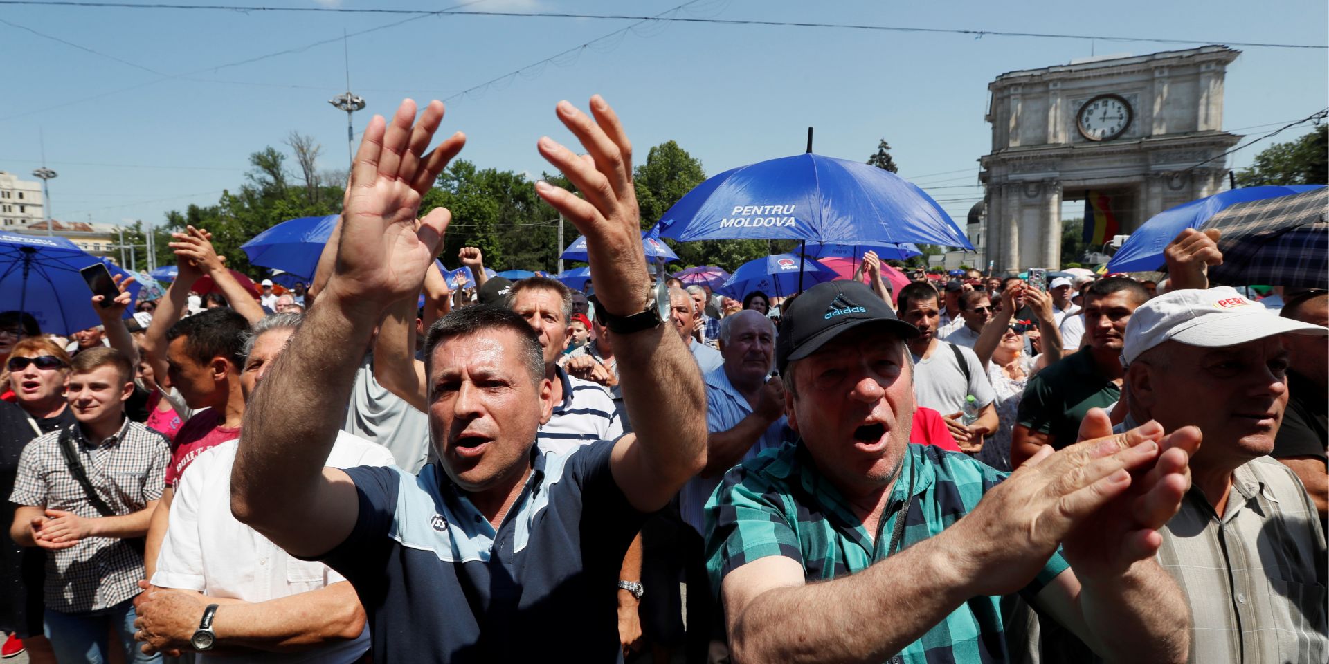 Митинг сторонников Демократической партии Молдовы (Фото: REUTERS / VALENTYN OGIRENKO)