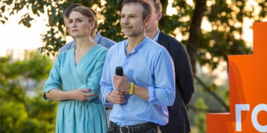 Вакарчук сподівається, що його однопартійці наслідуватимуть його приклад (Фото: Наталя Кравчук / НВ)