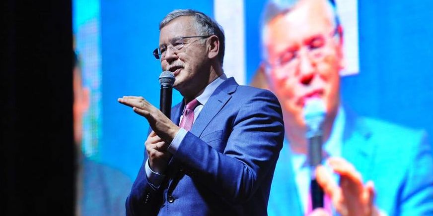 Анатолій Гриценко via Facebook