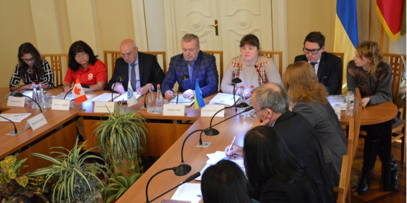 Робоча зустріч учасників проекту первинної підготовки фахівців для нафтогазової галузі (Фото: фото: сайт Харківського національного університету міського господарства імені О.М. Бекетова)