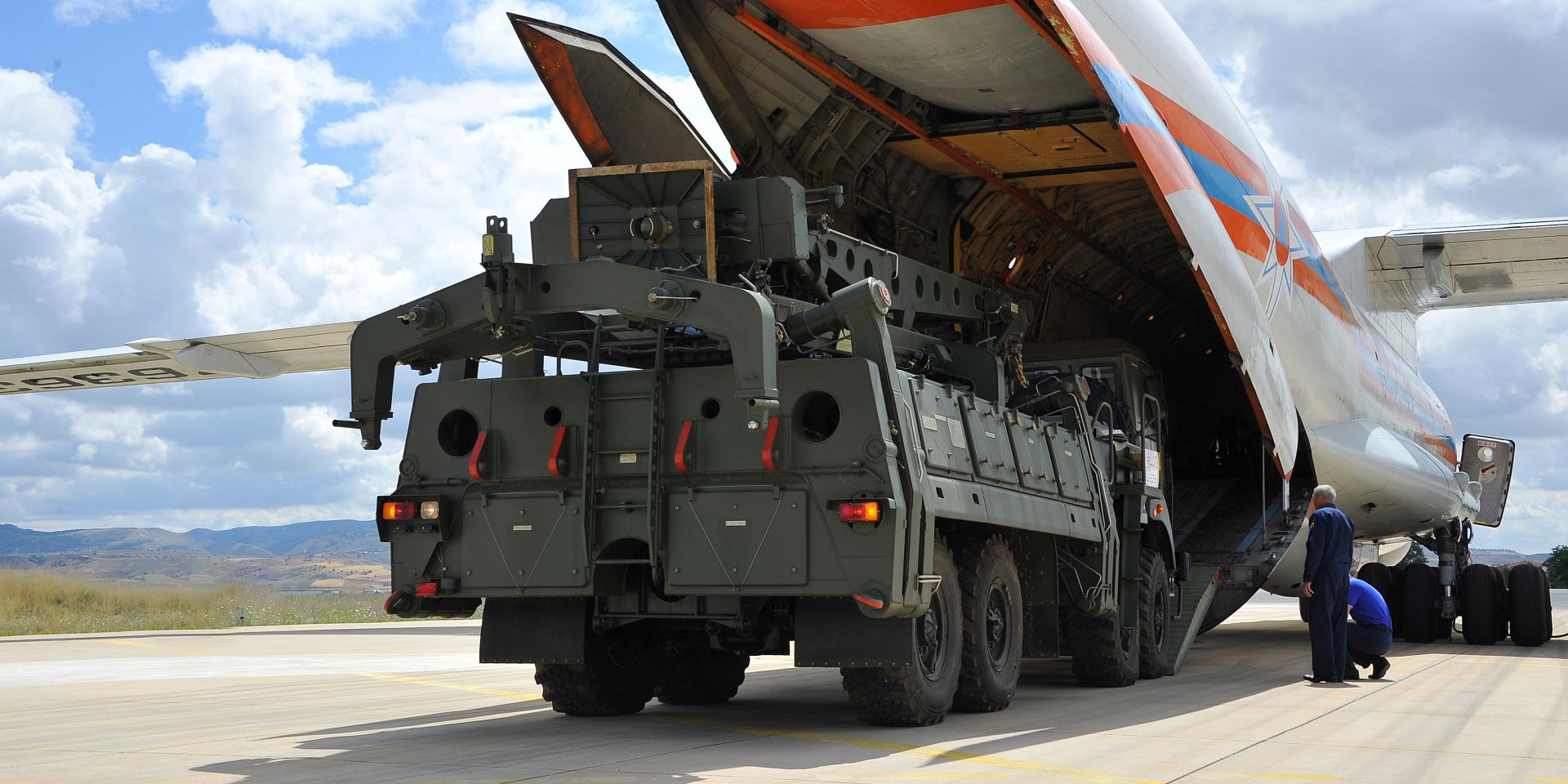 Зенитно-ракетные комплексы С-400 (Фото: Turkish Defence Ministry/Handout via REUTERS)