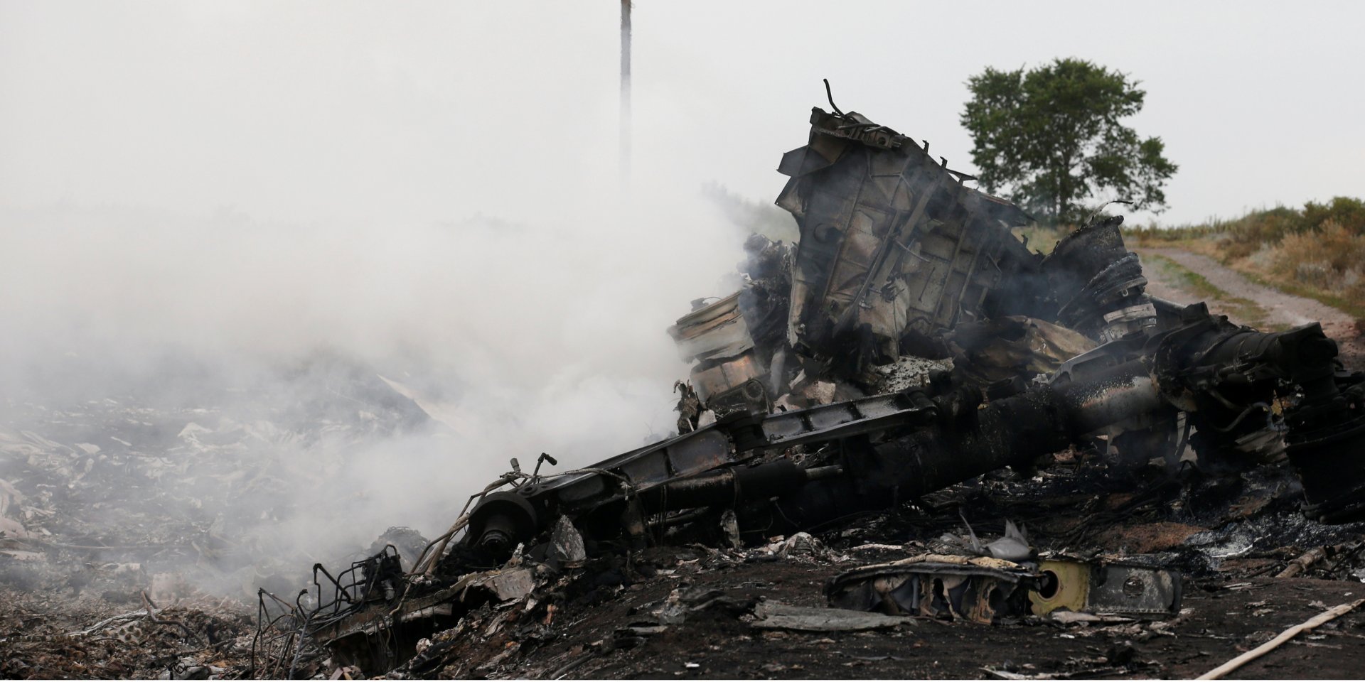 Место падения Боинга 777 на Донбассе, 17 июля 2014 года (Фото: REUTERS/Maxim Zmeyev)