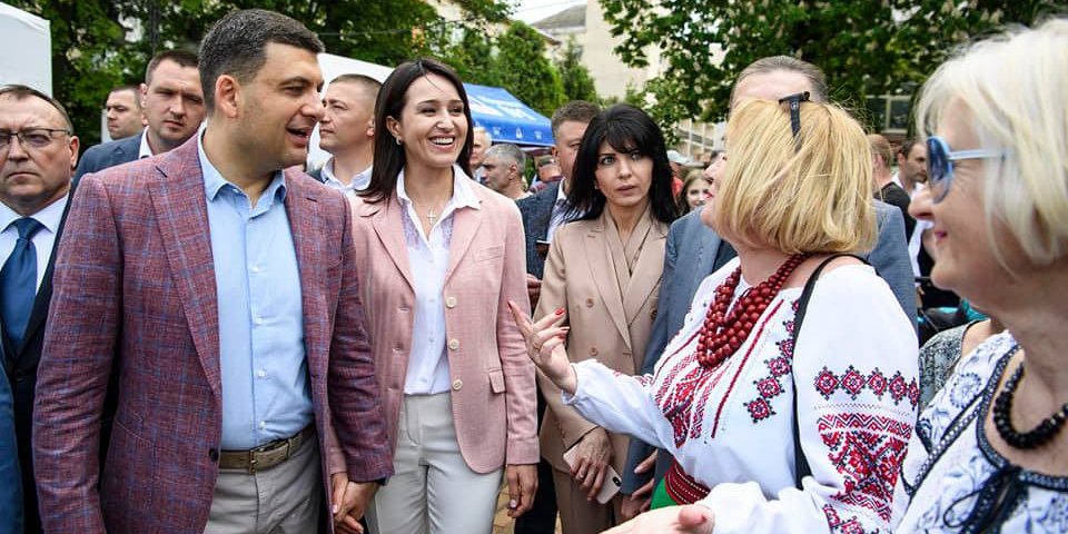 Владимир Гройсман с женой Еленой Гройсман в Виннице (Фото: Volodymyr Groysman via Facebook)