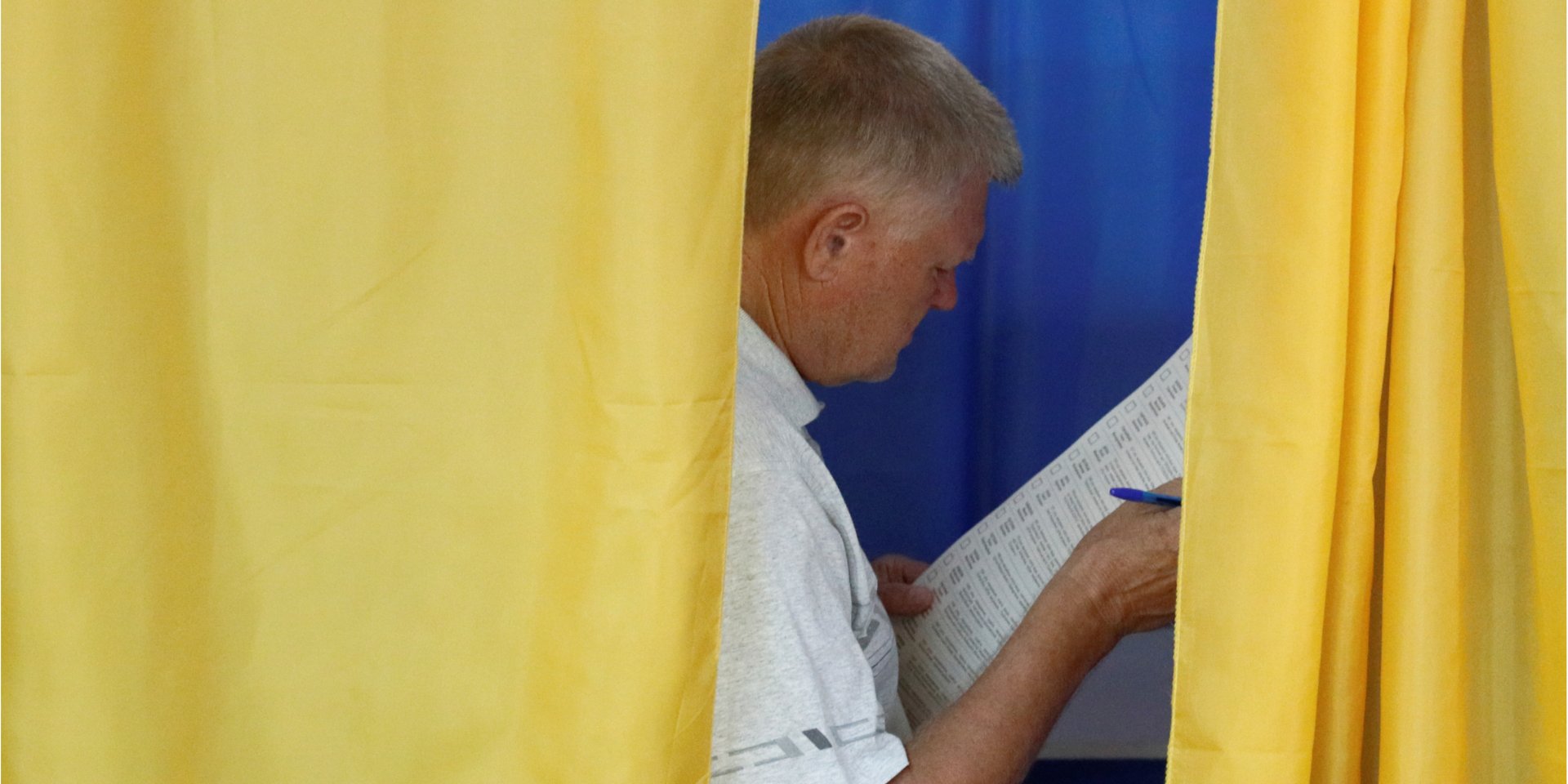 Остання дільниця закрилася в Сан-Франциско (Фото: REUTERS / Valentyn Ogirenko)