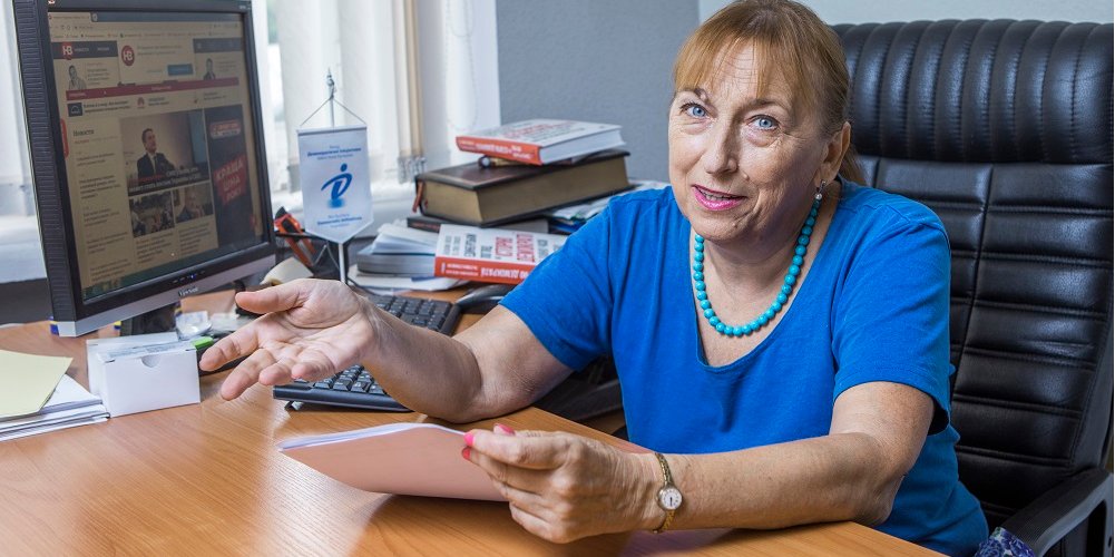 Бекешкіна: Значна кількість людей вирішує не змінювати ситуацію у країні, а міняти одну країну на іншу (Фото: Олександр Медведєв / НВ)