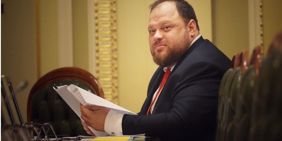 Руслан Стефанчук, представитель президента в ВР, впервые попал в сотню влиятельных и занял в ней 15 место (Фото: Руслан Стефанчук via Facebook / Ян Доброносов)