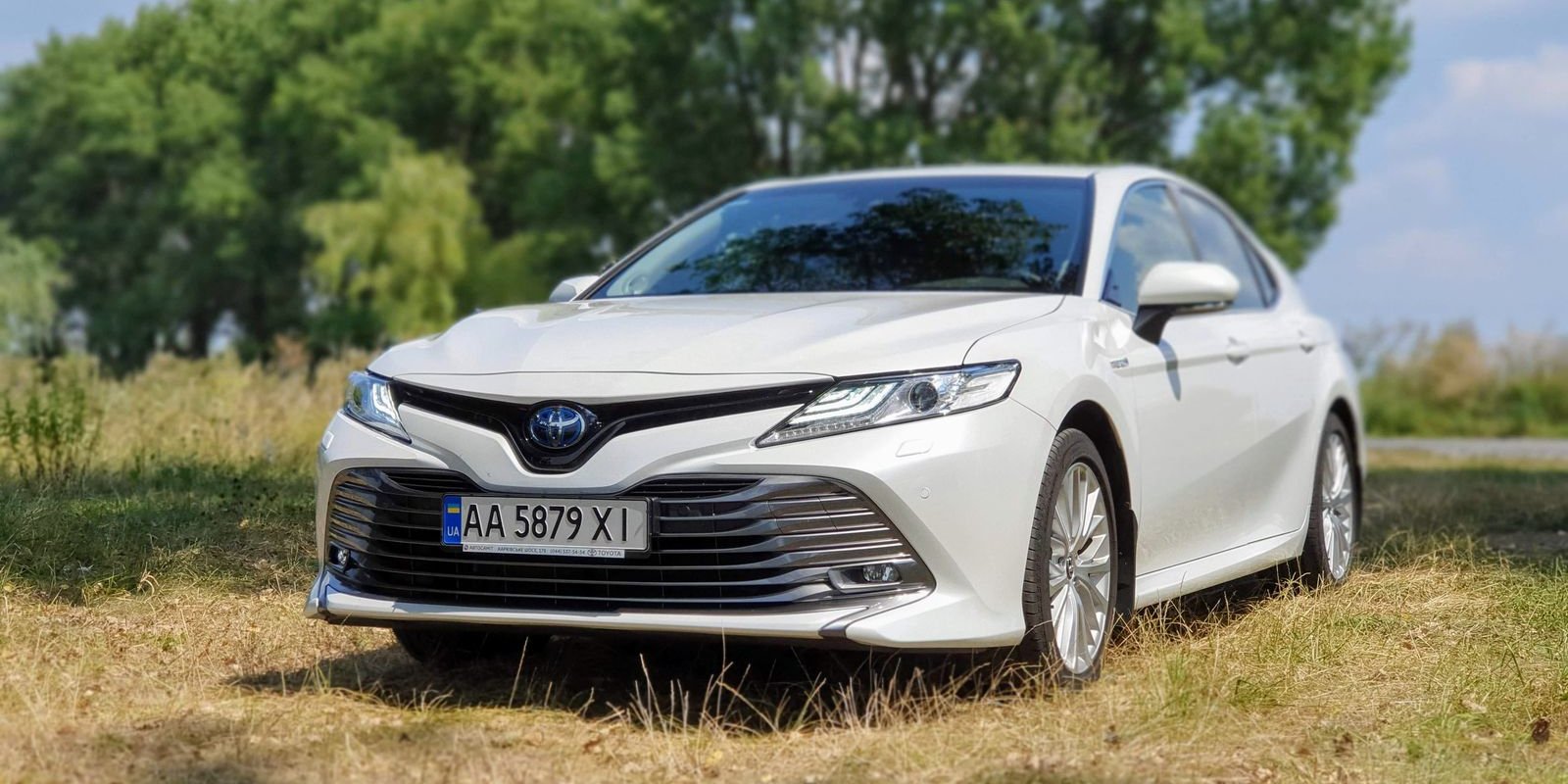 Що являє собою гібридна Toyota Camry (Фото: НВ)
