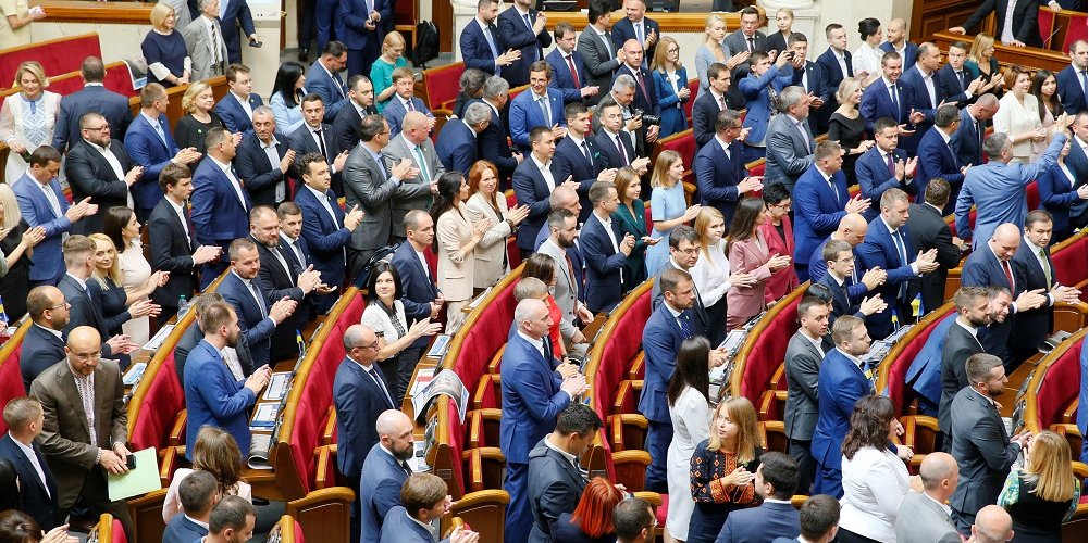 Депутатскую группу формируют нардепы-самовыдвиженцы (Фото: Gleb Garanich/Reuters)
