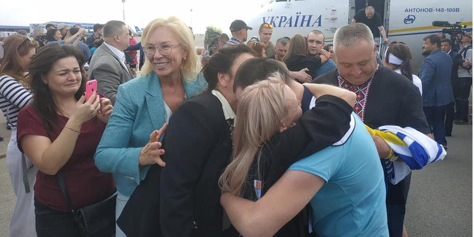 Людмила Денисова на встрече освобожденных из РФ украинцев (Фото: Людмила Денисова / Facebook)
