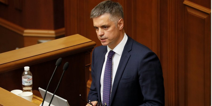 По словам Пристайка, провести местные выборы в оккупированных районах возможно (Фото: REUTERS/Gleb Garanich)