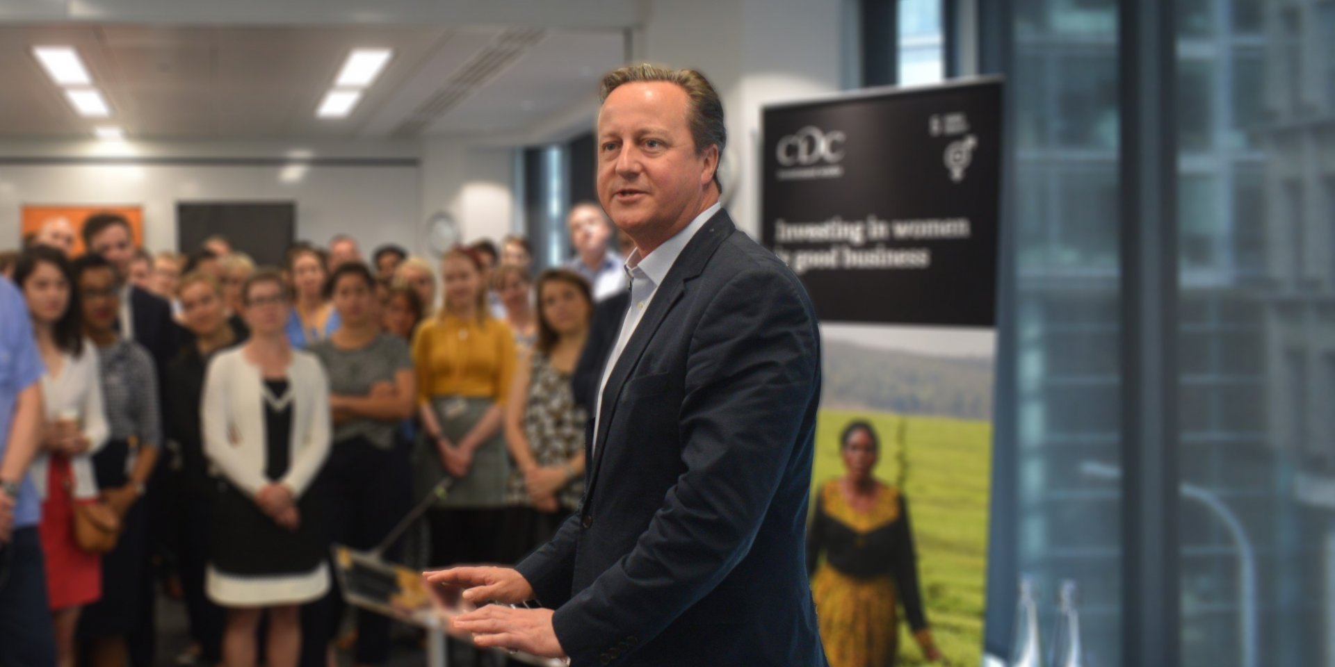Колишній прем'єр-міністр Великої Британії Девід Кемерон (Фото: @David_Cameron / Twitter)