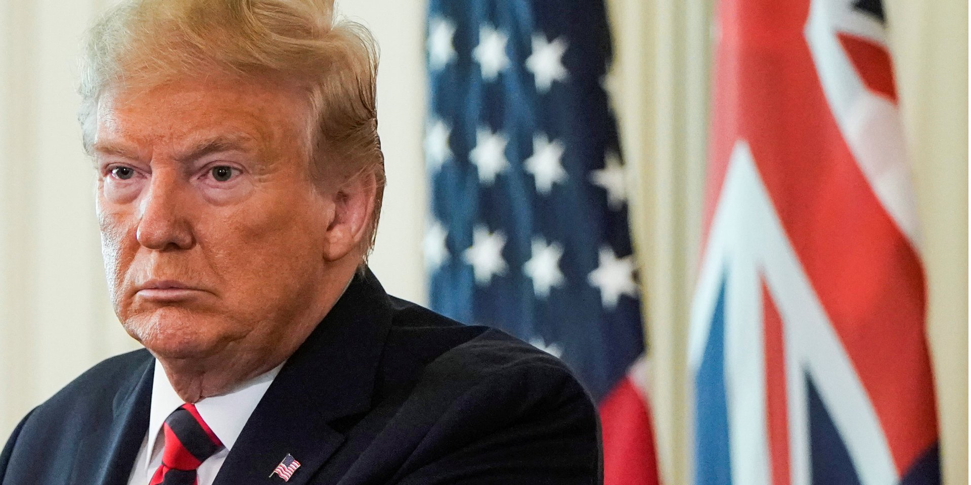 Трамп обвиняет фейковые СМИ (Фото: REUTERS / Joshua Roberts)