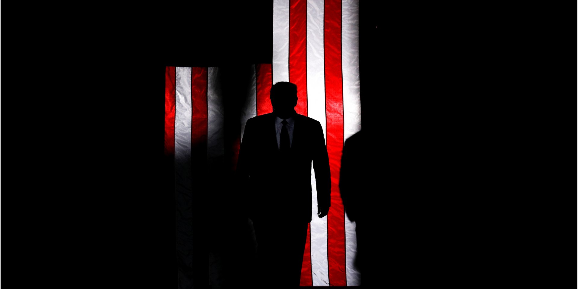 Доклад информатора привел к началу процедуры импичмента Трампа (Фото: REUTERS/Tom Brenner/File Photo)
