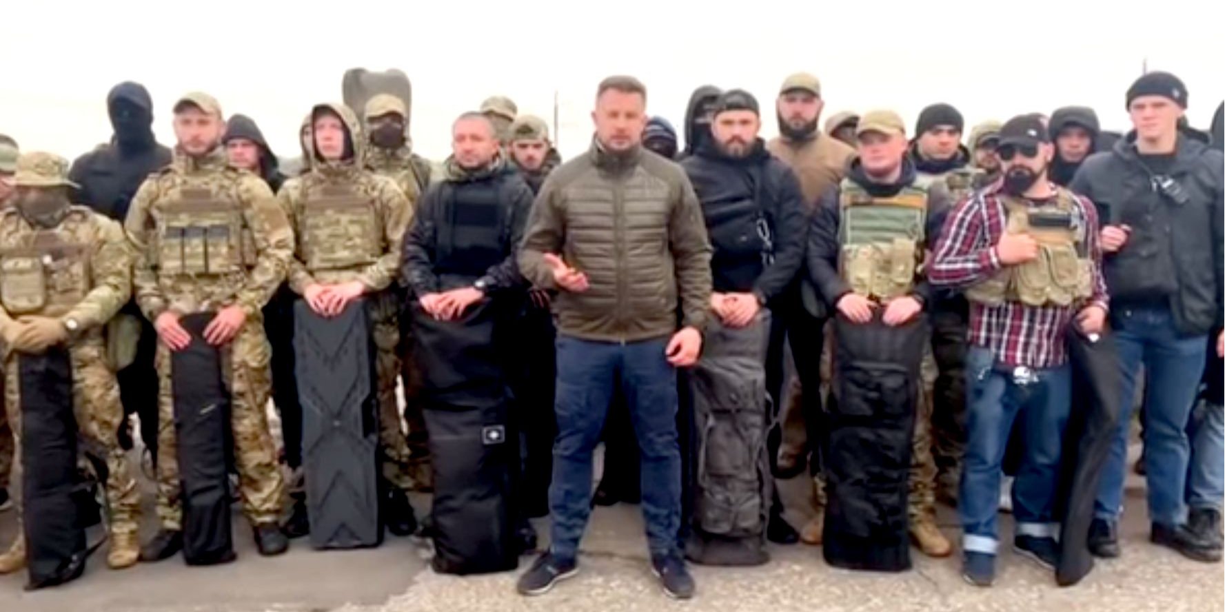 Нацкорпус выступает против соглашений с оккупантом (Фото: Скриншот с видео Нацкорпуса)
