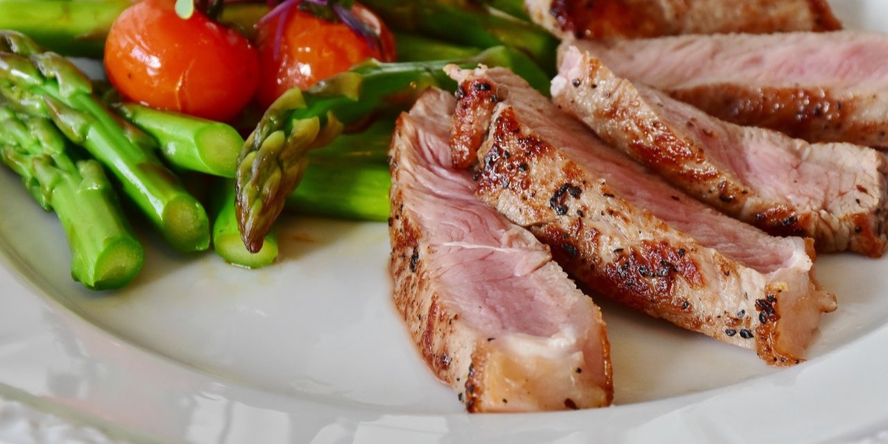 Можно ли есть красное мясо? (Фото: Pixabay)