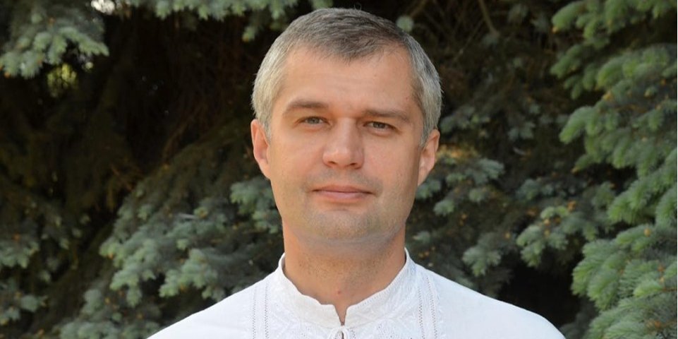 В июле 2019 года Вячеслав Рублев не стал отвечать на вопрос Чесно о том, является ли он членом Укропа (Фото: Слуга народу — Вячеслав Рубльов — Округ 20 via Facebook)
